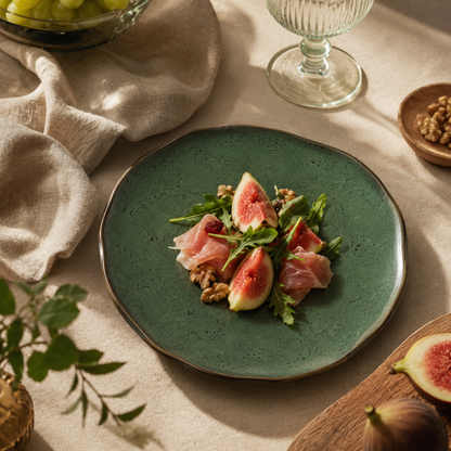 Wave Edge Round Ceramic Plate