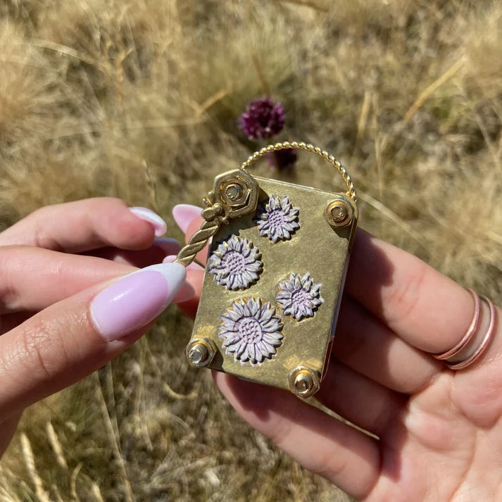 Vintage Pocket Flower Press – Preserve Nature Anywhere